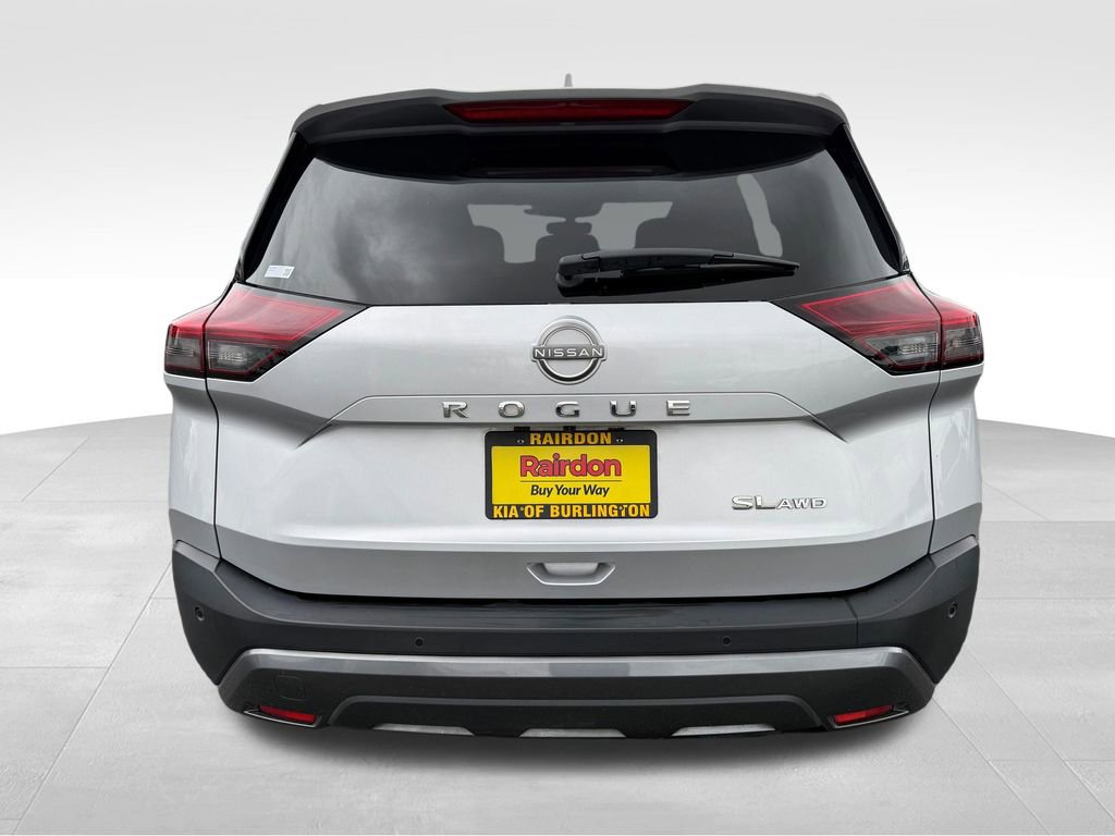 Used 2022 Nissan Rogue SL w/ SL Premium Package image 9