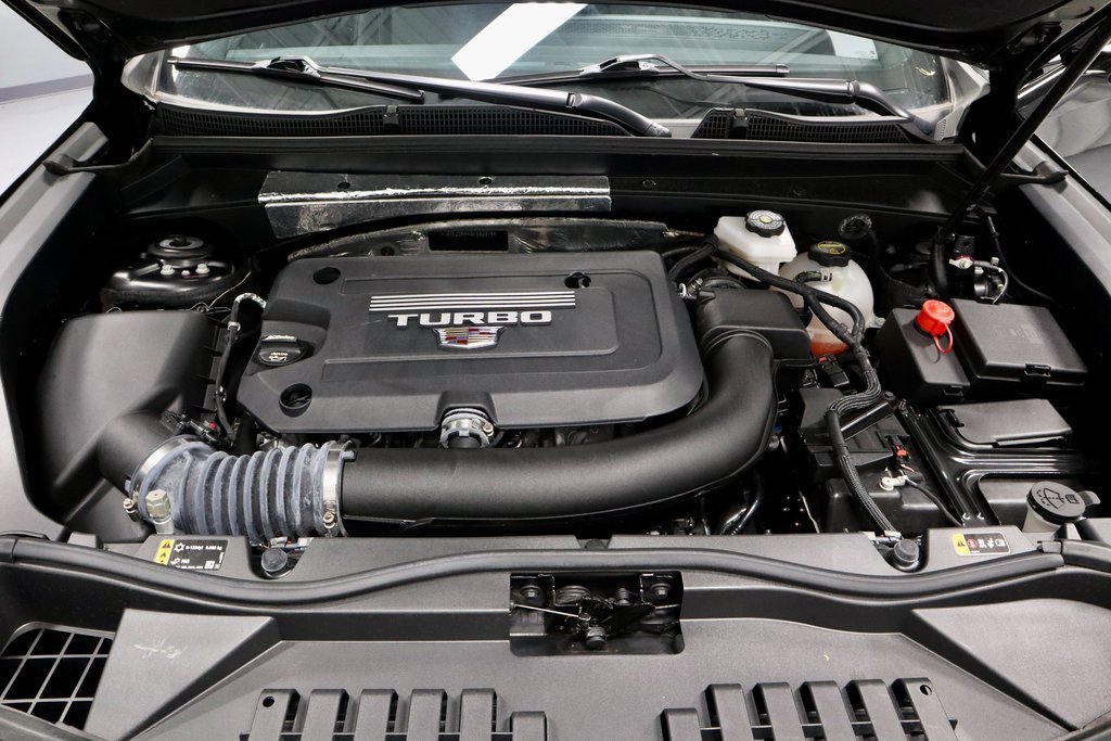 Used 2025 Cadillac XT4 Premium Luxury w/ Cold Weather Package image 17