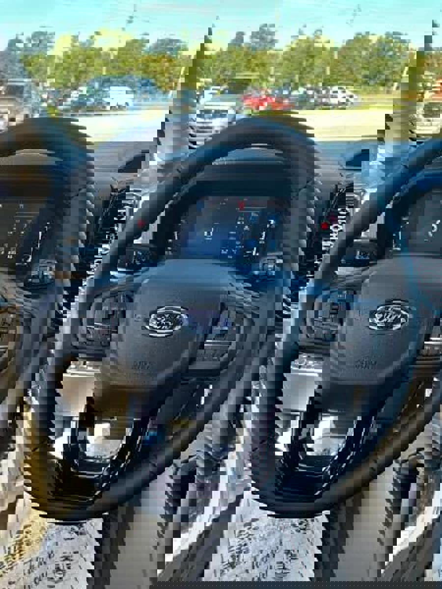 New 2025 Ford Ranger XLT w/ Equipment Group 301A High image 18