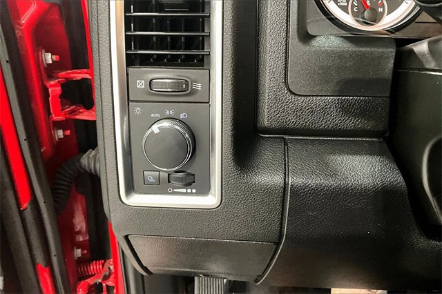 Used 2023 RAM 1500 Classic SLT image 17