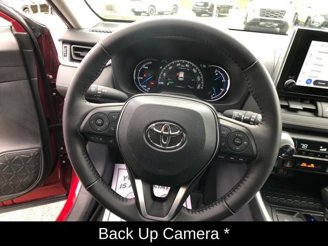 Used 2025 Toyota RAV4 XLE image 14