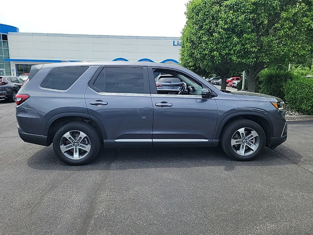 Certified 2025 Honda Pilot EX-L image 2