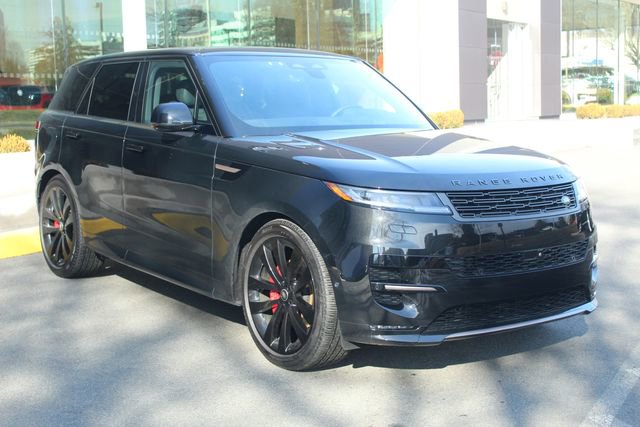 Used 2025 Land Rover Range Rover Sport Dynamic SE image 10