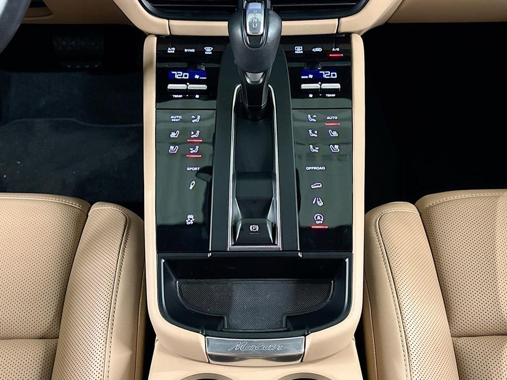 Used 2023 Porsche Macan S image 13