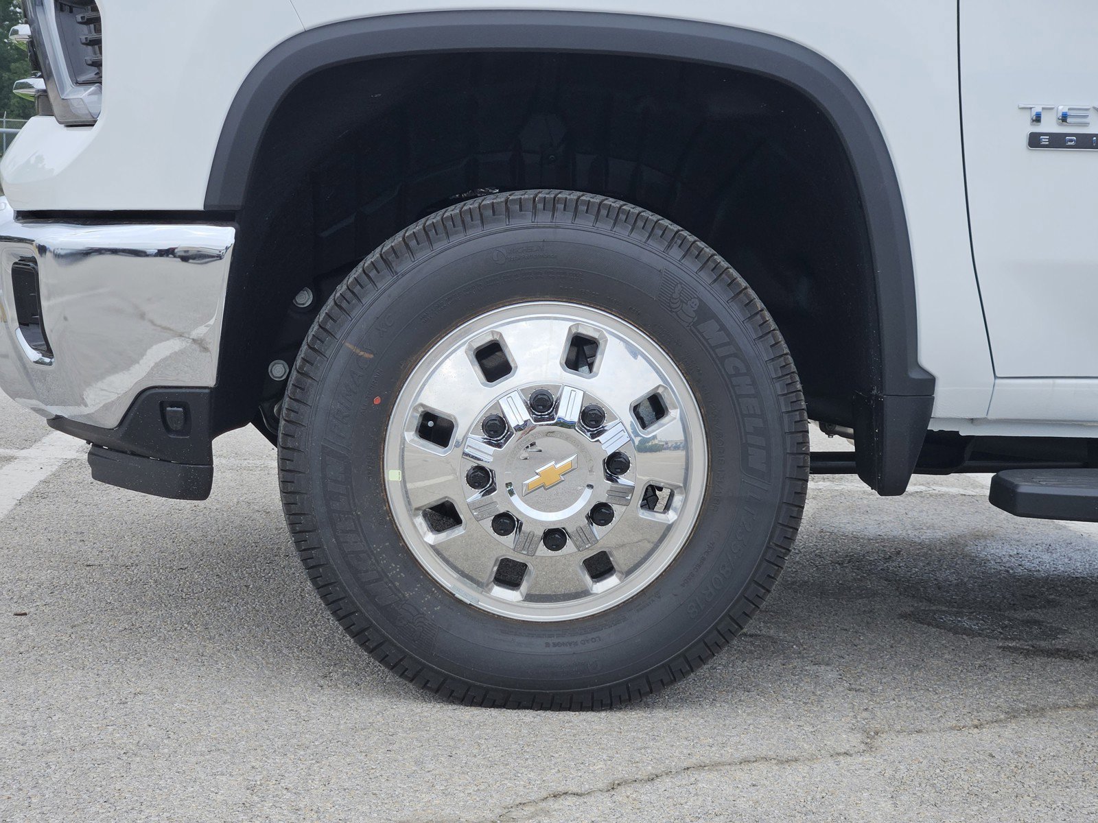 New 2026 Chevrolet Silverado 3500 LTZ w/ LTZ Texas Edition AWD/4WD image 7