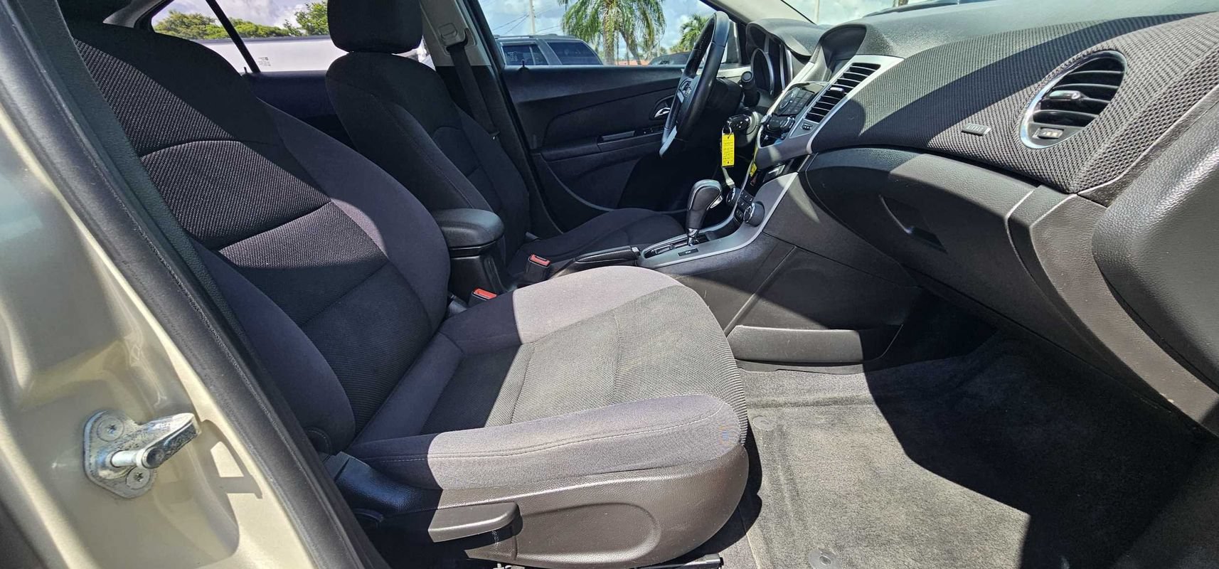 Used 2013 Chevrolet Cruze LT FWD image 21