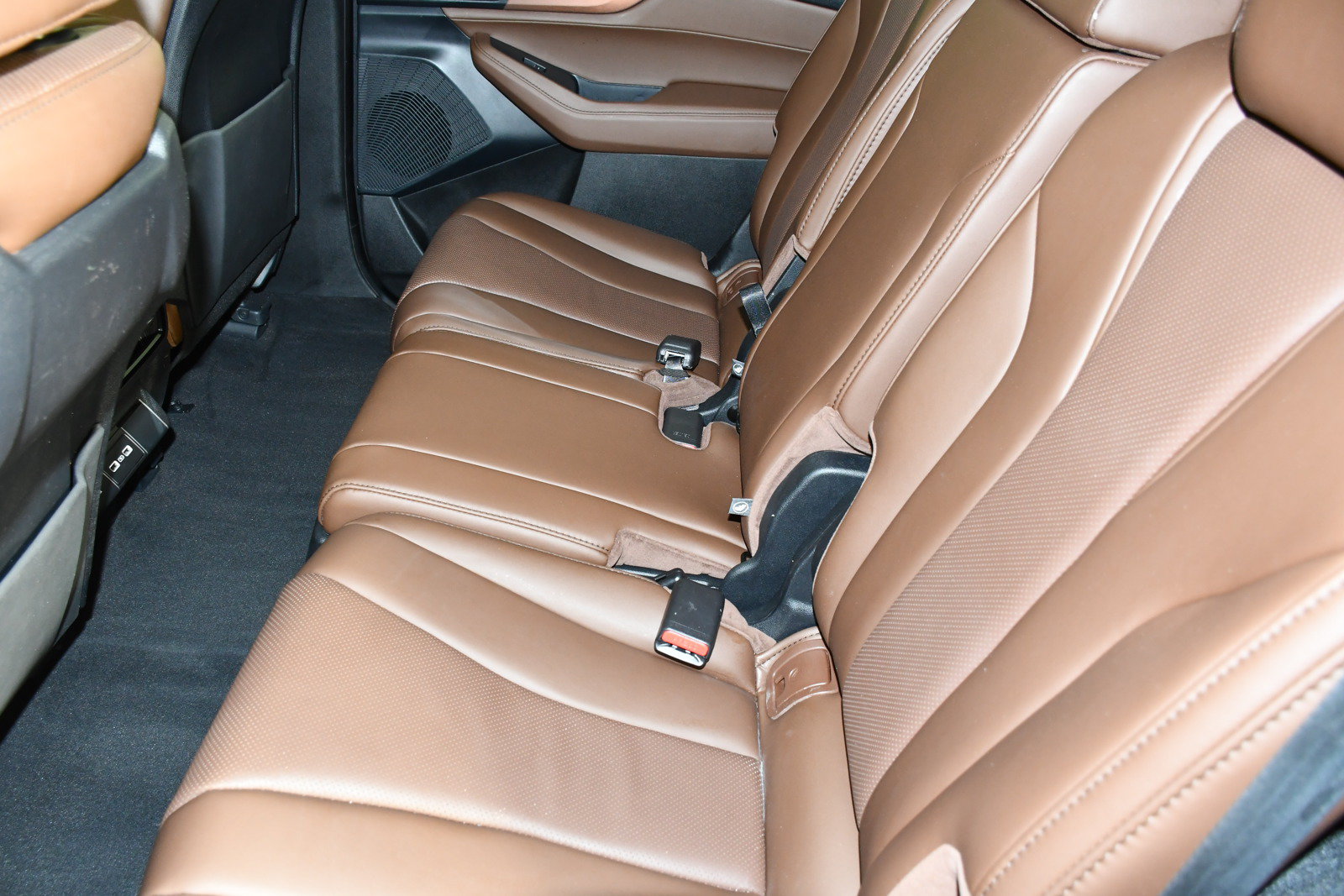 Certified 2024 Acura MDX SH-AWD w/ Technology Package image 48