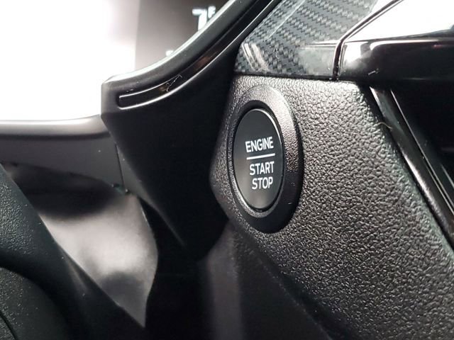 Used 2025 Ford Escape ST-Line image 14