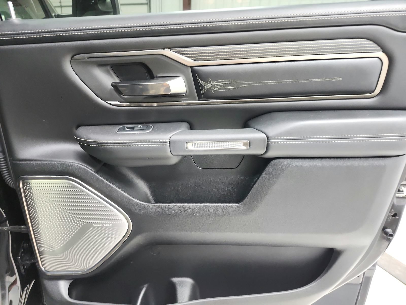 Used 2020 RAM 1500 Limited AWD/4WD image 50