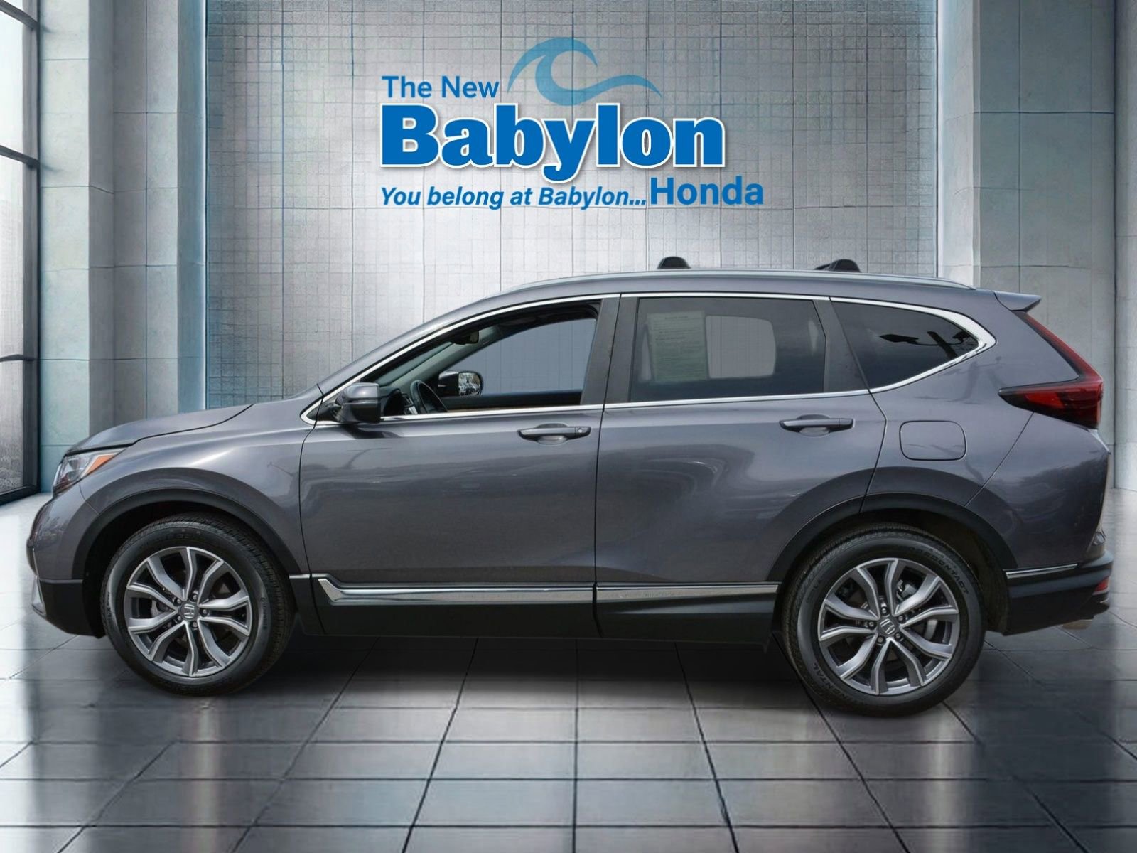 Used 2022 Honda CR-V Touring image 2