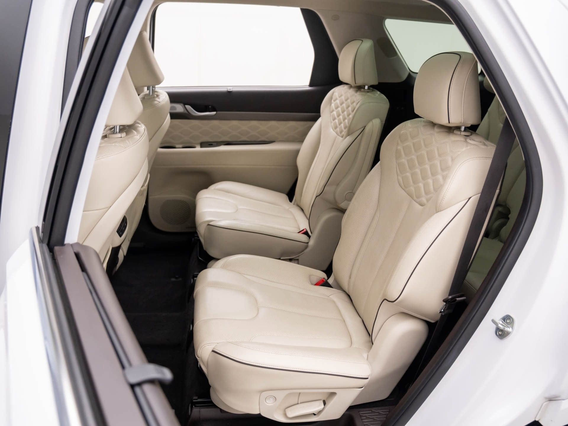 Used 2020 Hyundai Palisade Limited image 16