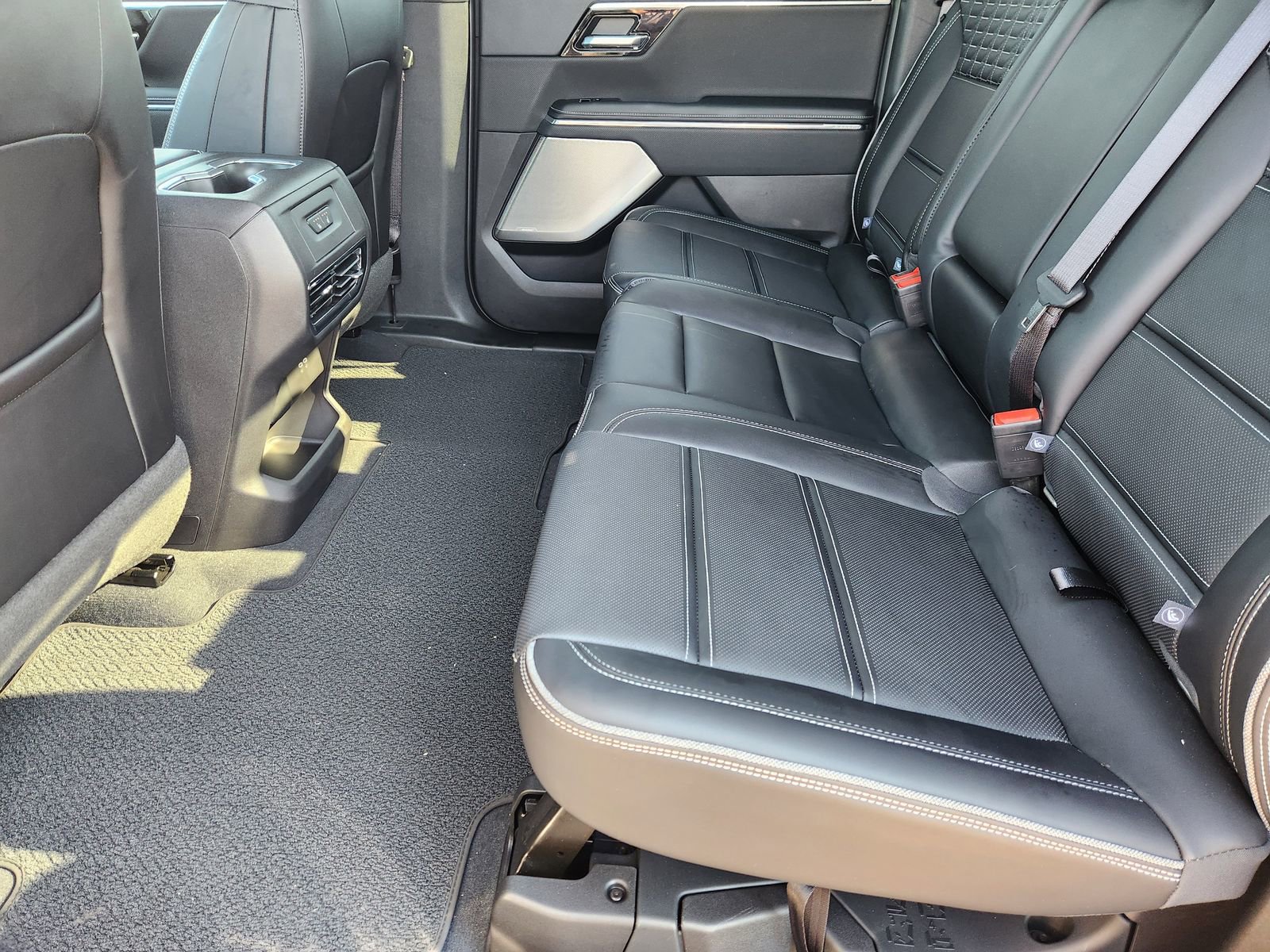 New 2025 GMC Sierra EV Denali AWD/4WD image 32
