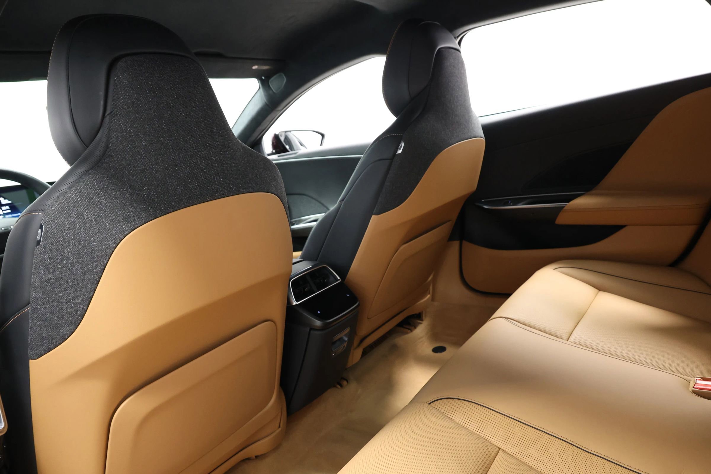 Used 2023 Lucid Air Touring image 57