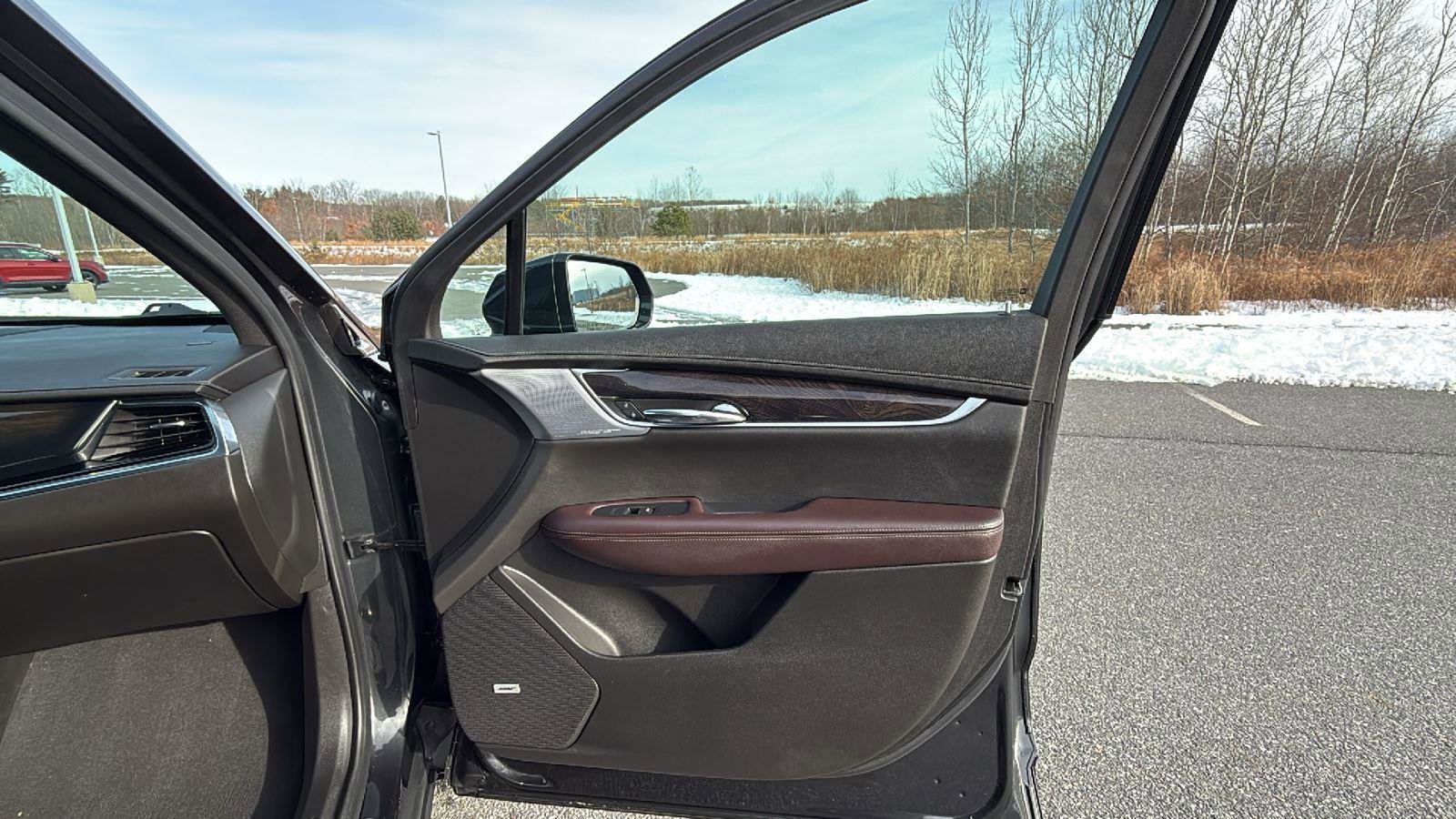 Used 2020 Cadillac XT6 Premium Luxury image 18