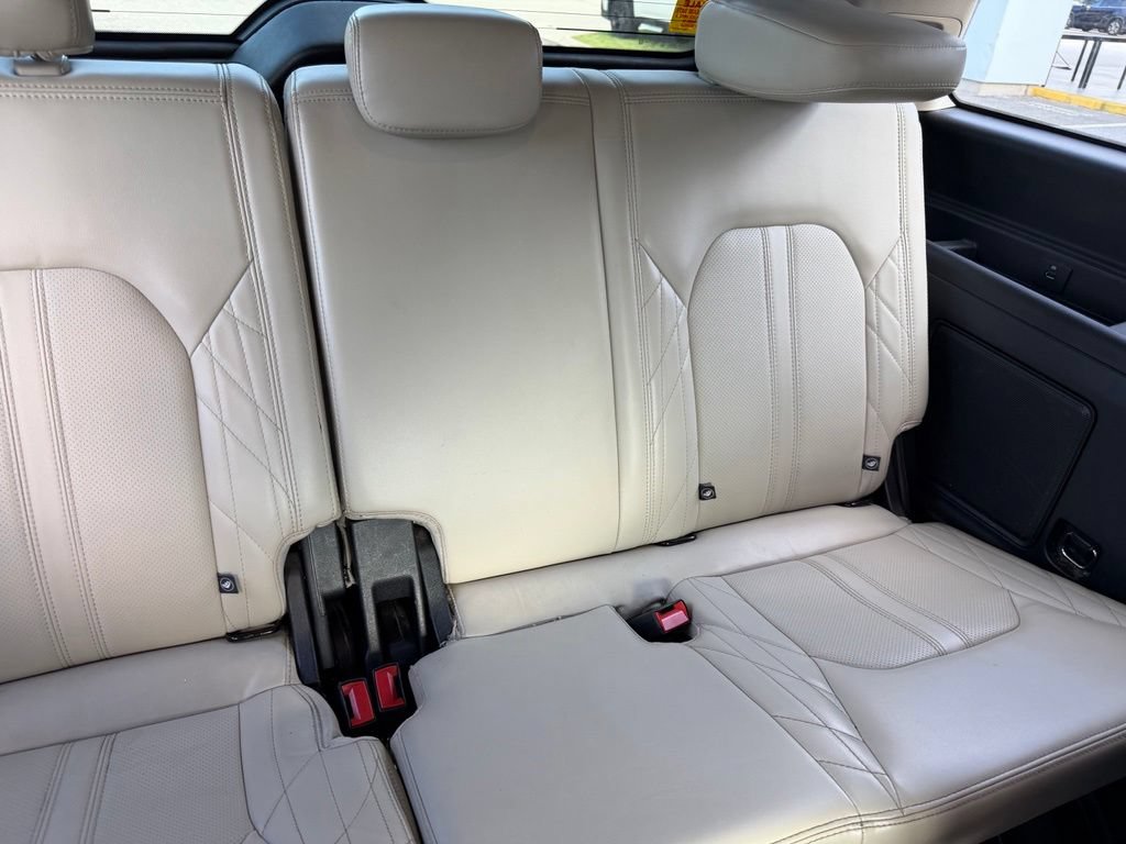 Used 2021 Ford Expedition Platinum RWD image 22