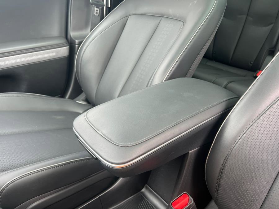 Used 2023 Hyundai Ioniq 5 Limited w/ Cargo Package image 31
