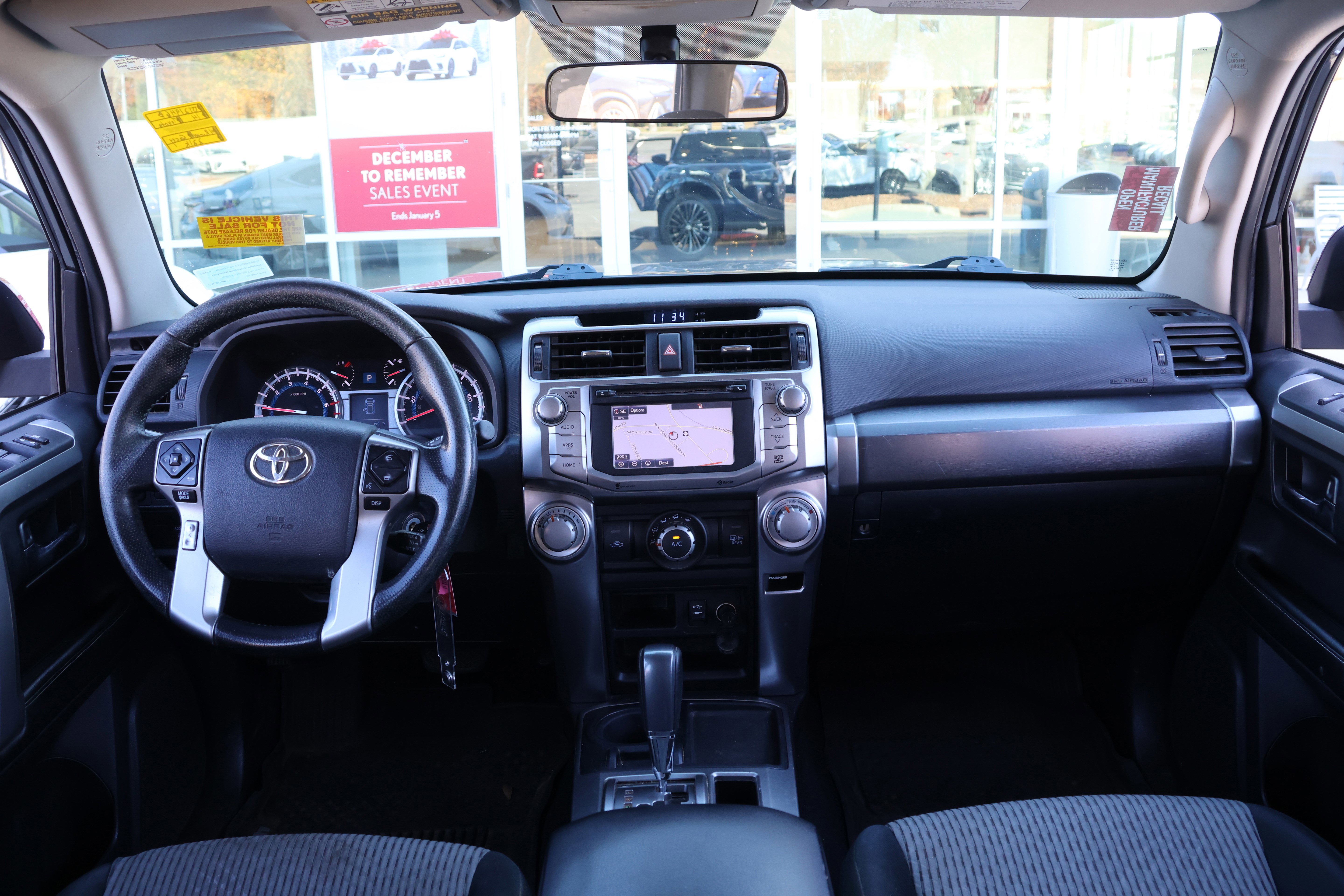 Used 2014 Toyota 4Runner SR5 image 16