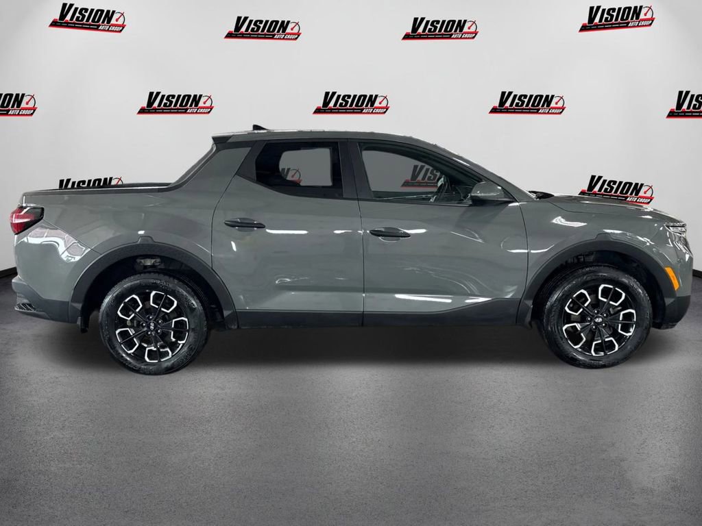 Used 2023 Hyundai Santa Cruz SEL image 4