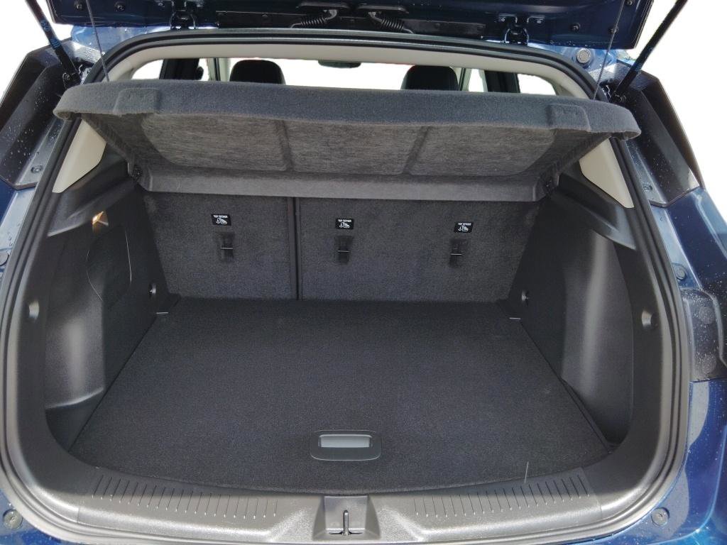 Used 2023 Buick Encore GX Select AWD/4WD image 25