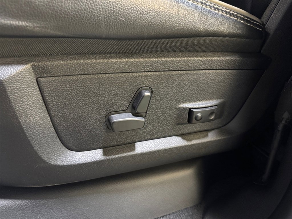Used 2023 RAM 2500 Laramie image 13