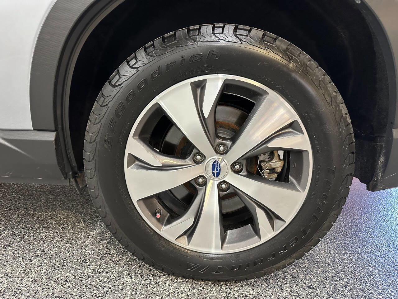 Used 2019 Subaru Ascent Premium image 30