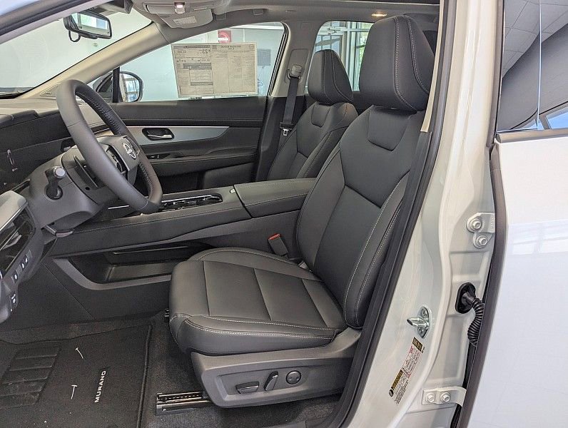 New 2025 Nissan Murano SL image 11