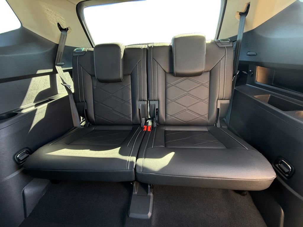 New 2026 Volkswagen Atlas SE image 12
