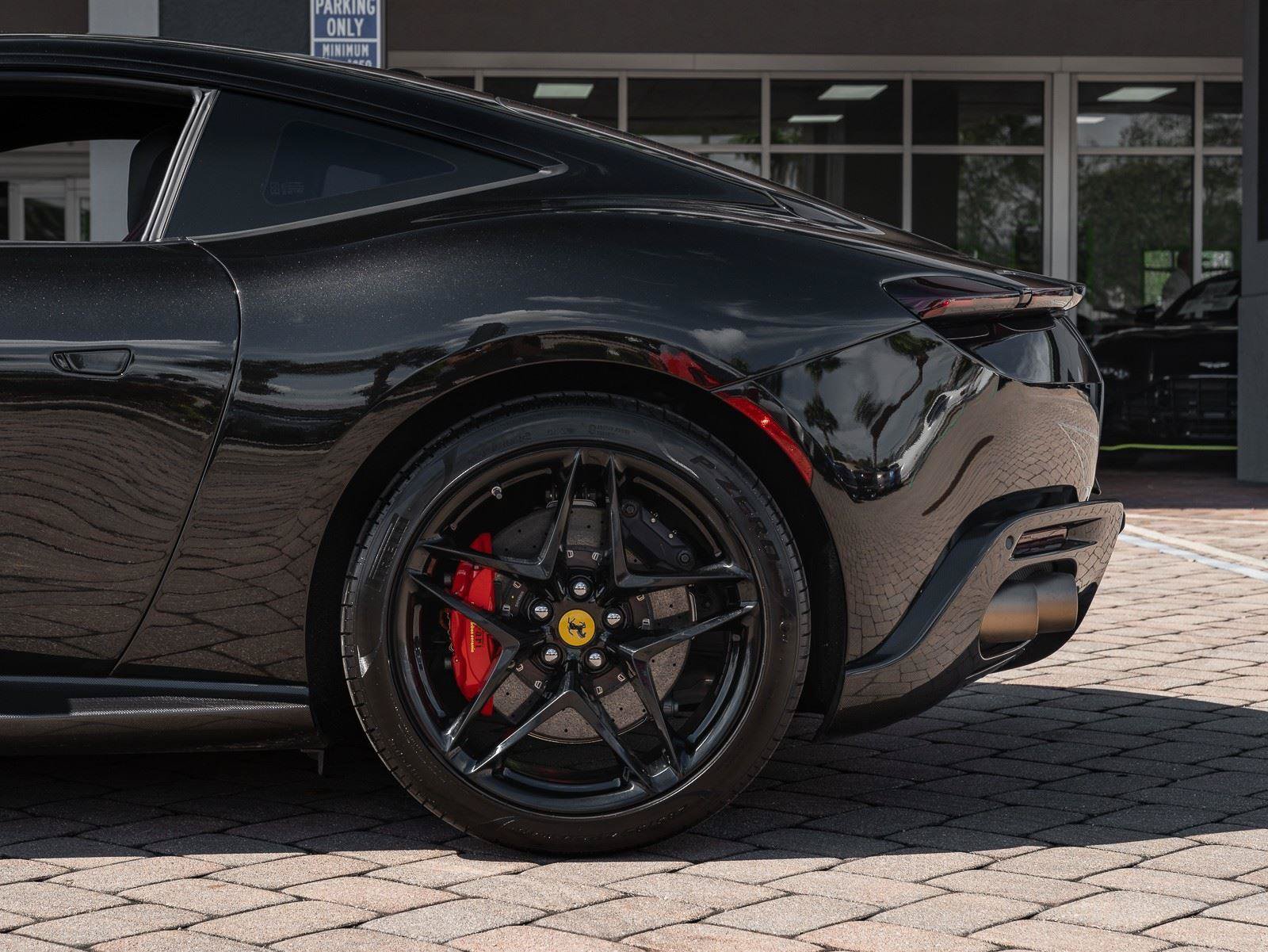 Used 2023 Ferrari Roma RWD image 12