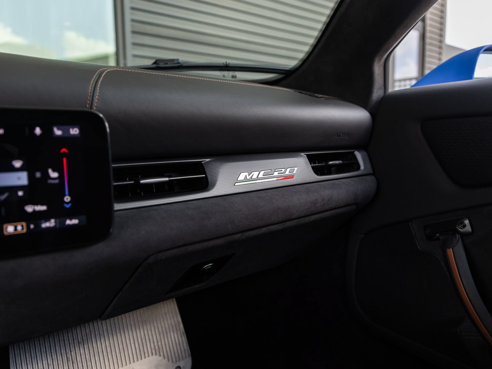 Used 2022 Maserati MC20 Coupe RWD image 41