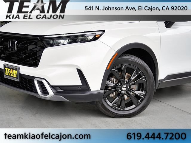 Used 2023 Honda CR-V Sport Touring image 3