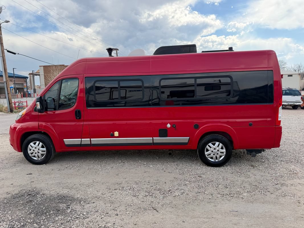Used 2015 RAM ProMaster 3500 w/ Premium Appearance Group FWD image 9