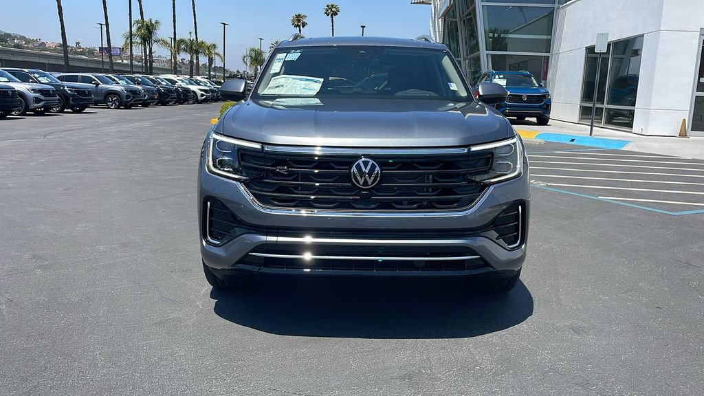 New 2025 Volkswagen Atlas SEL Premium R-Line image 3