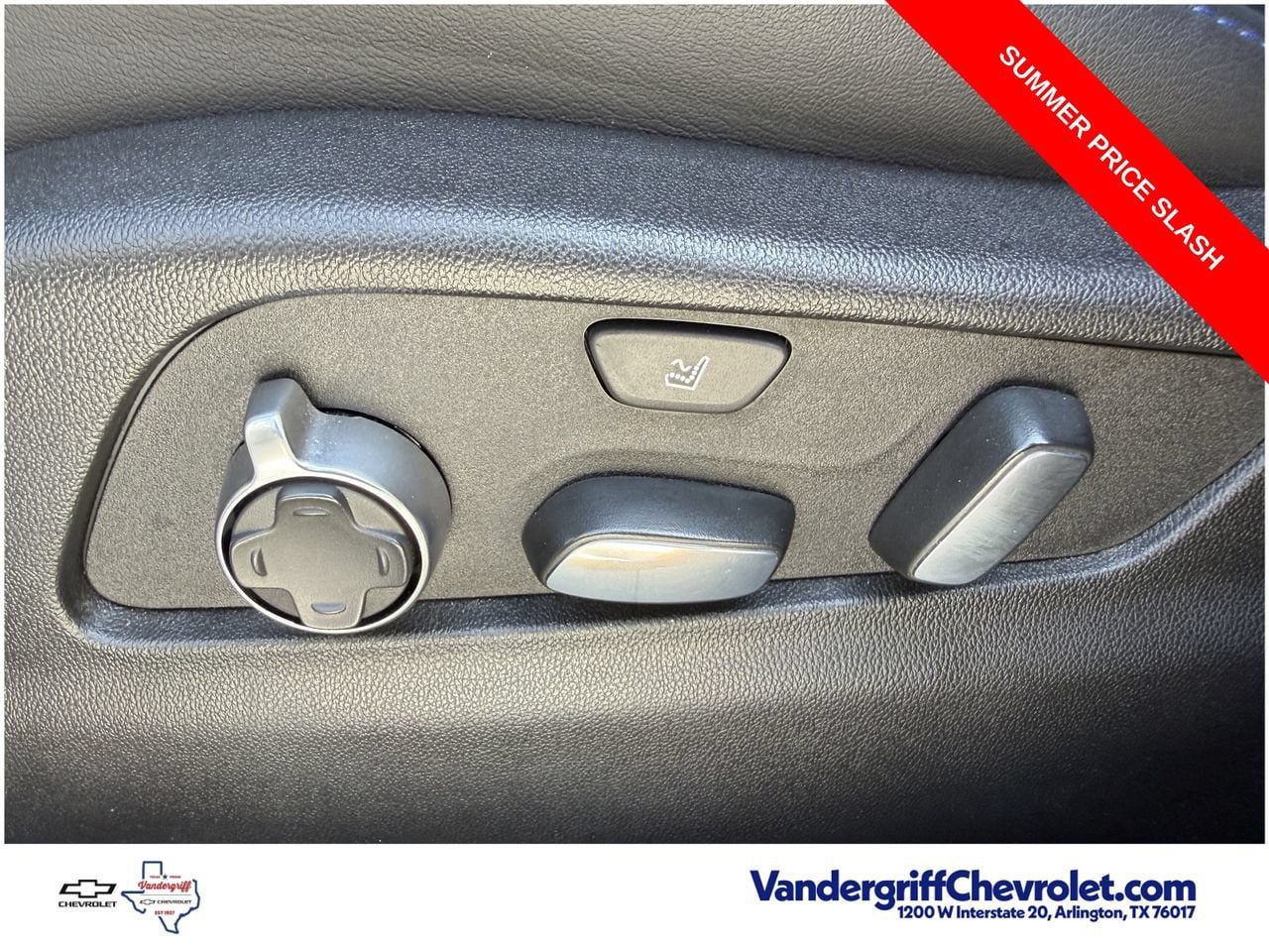 Used 2025 Cadillac XT4 Sport FWD image 24