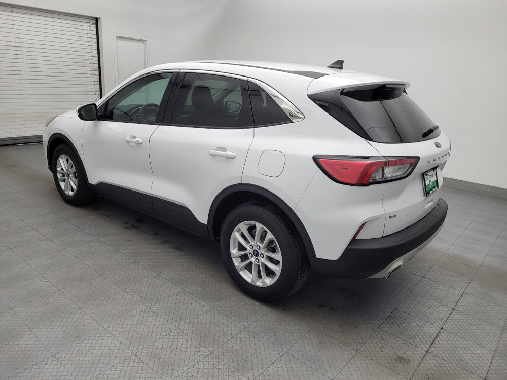 Used 2021 Ford Escape SE FWD image 3