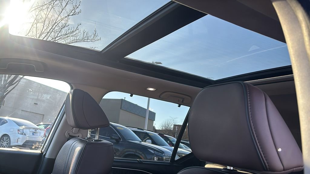 Certified 2024 Honda Pilot Elite image 25