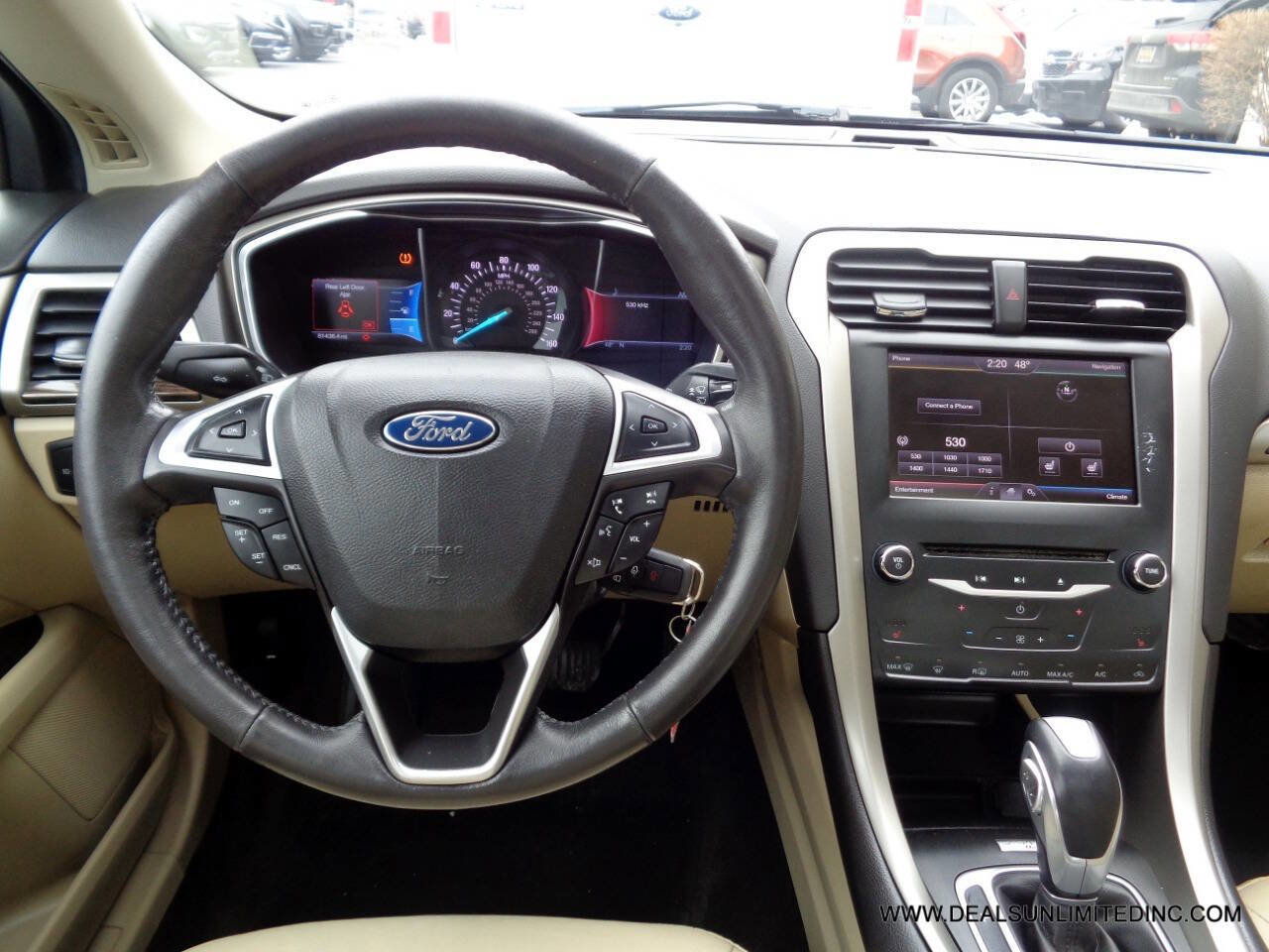 Used 2014 Ford Fusion SE w/ Equipment Group 202A FWD image 10