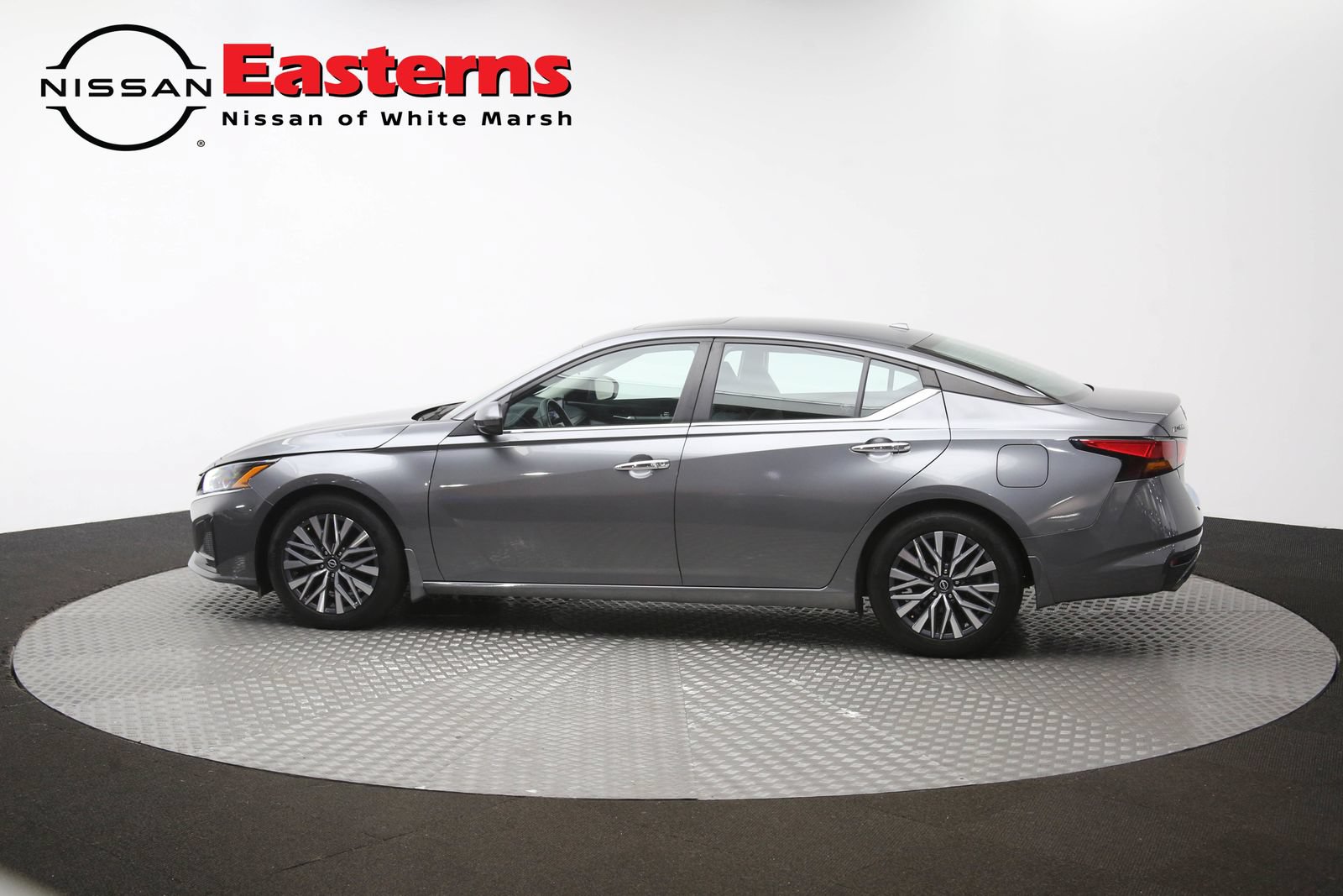 Used 2023 Nissan Altima 2.5 SV w/ SV Premium Package FWD image 61