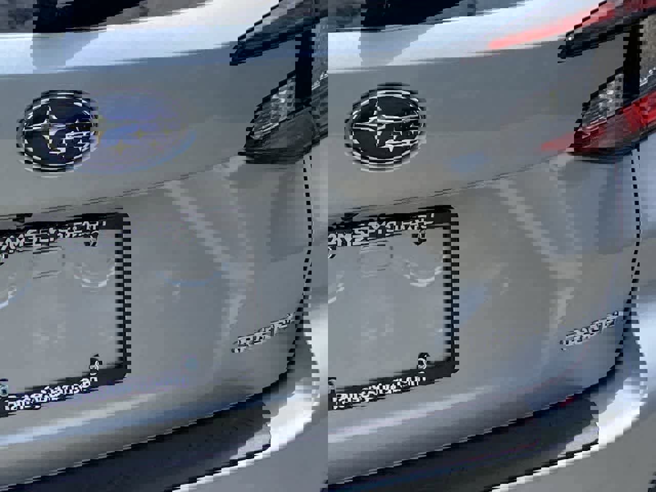 Used 2025 Subaru Crosstrek 2.5i Limited w/ Crosstrek Mirror Package image 11