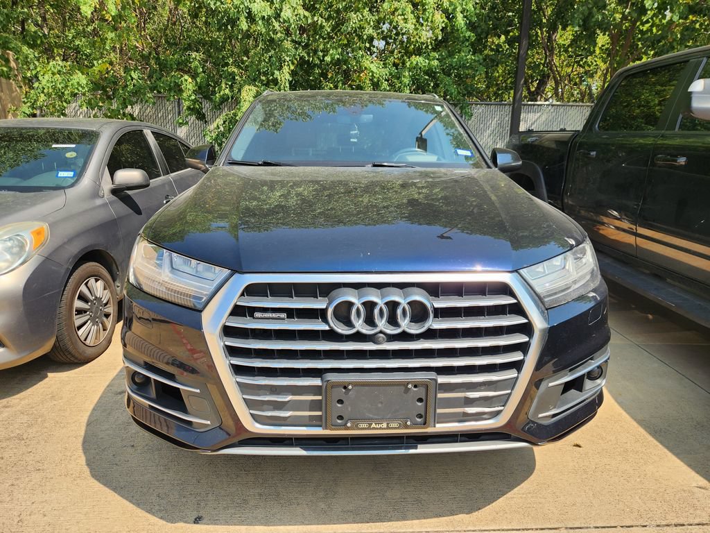 Used 2017 Audi Q7 3.0T Prestige AWD/4WD image 2