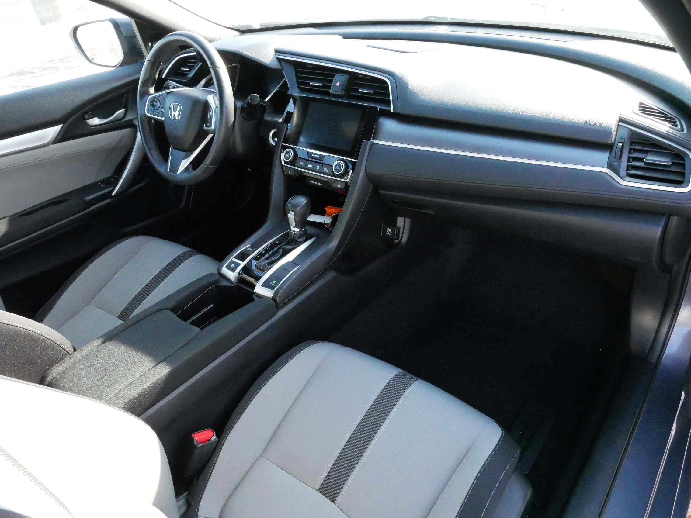 Certified 2018 Honda Civic EX-T image 10