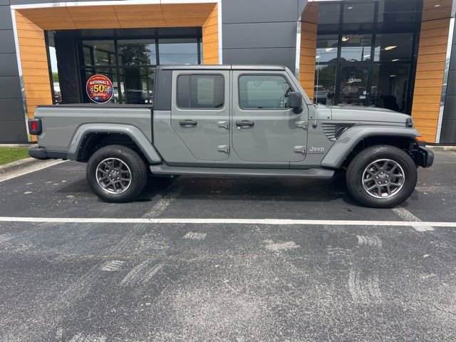 Used 2022 Jeep Gladiator Overland w/ Popular Equipment Package image 2