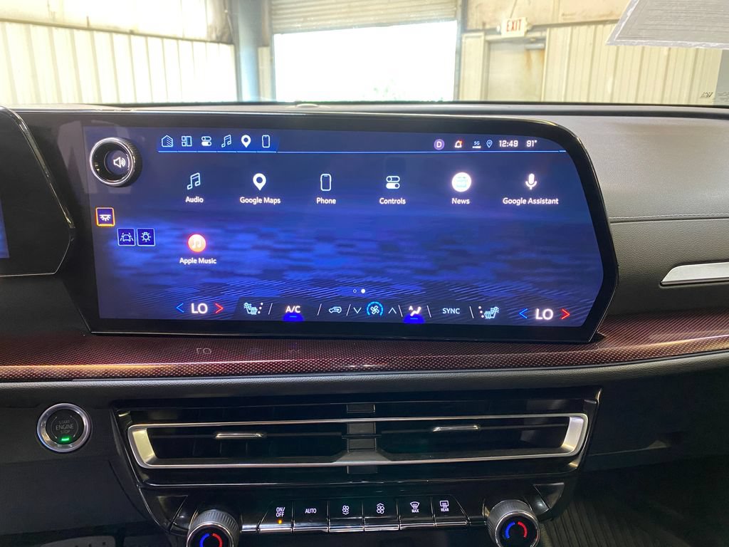 Used 2026 Chevrolet Traverse Z71 w/ Enhanced Driving Package AWD/4WD image 41