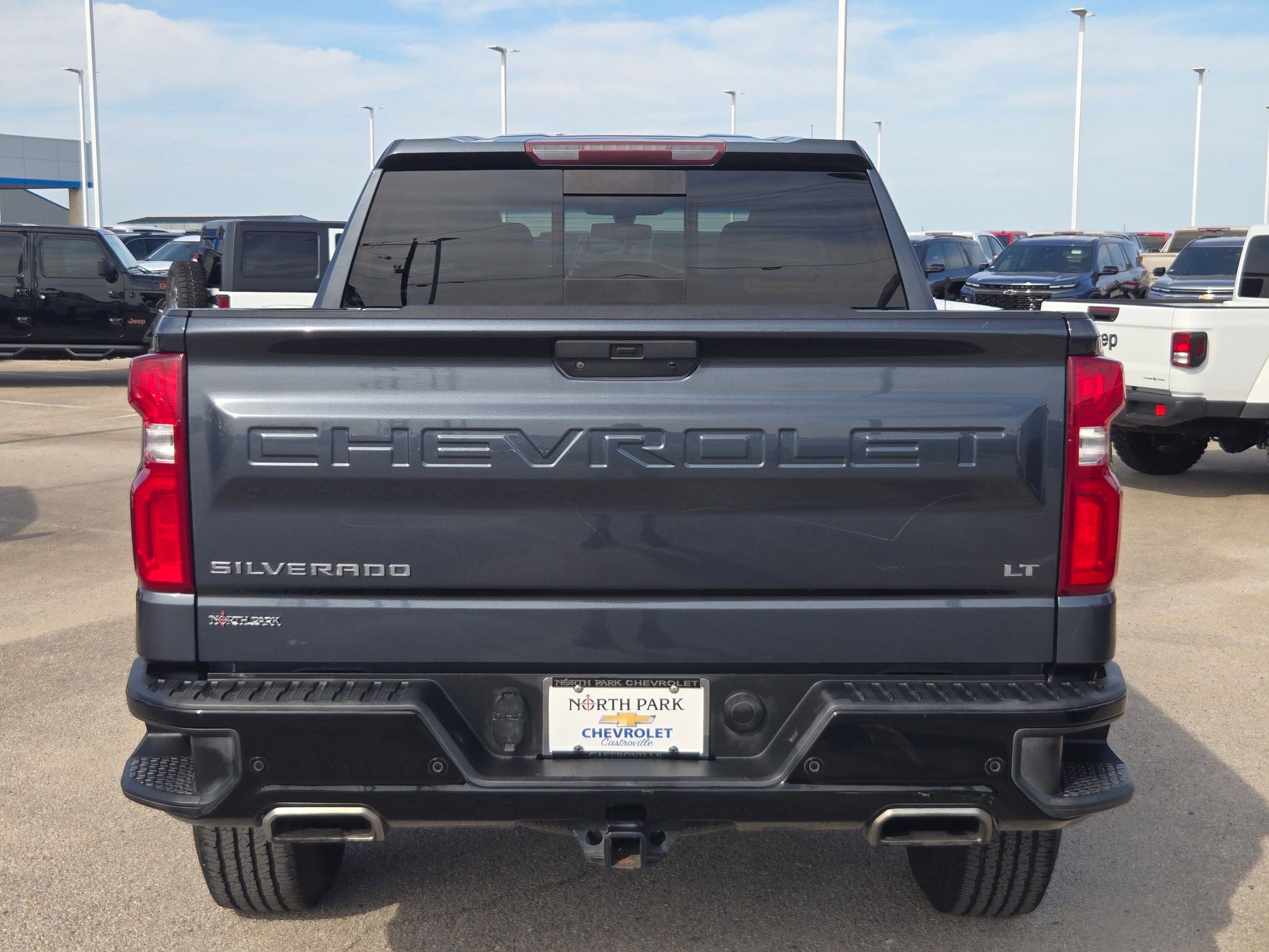 Certified 2020 Chevrolet Silverado 1500 LT Trail Boss AWD/4WD image 4