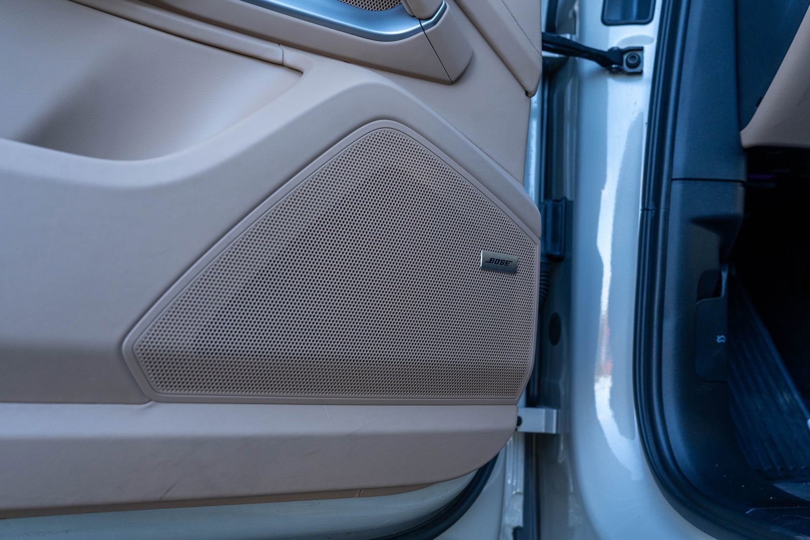 Certified 2024 Porsche Cayenne image 22