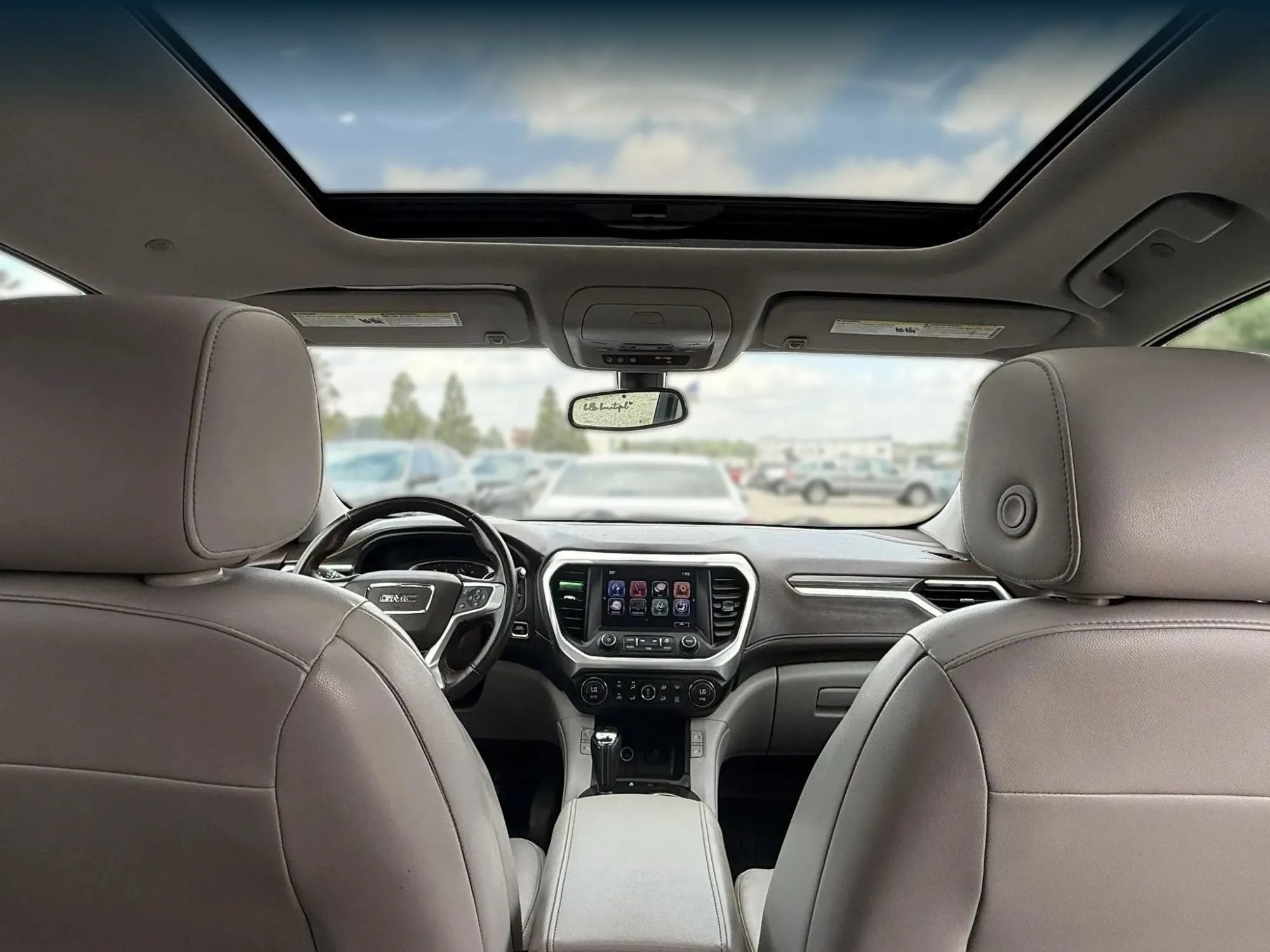 Used 2017 GMC Acadia SLT w/ LPO, Black Accent Package FWD image 23