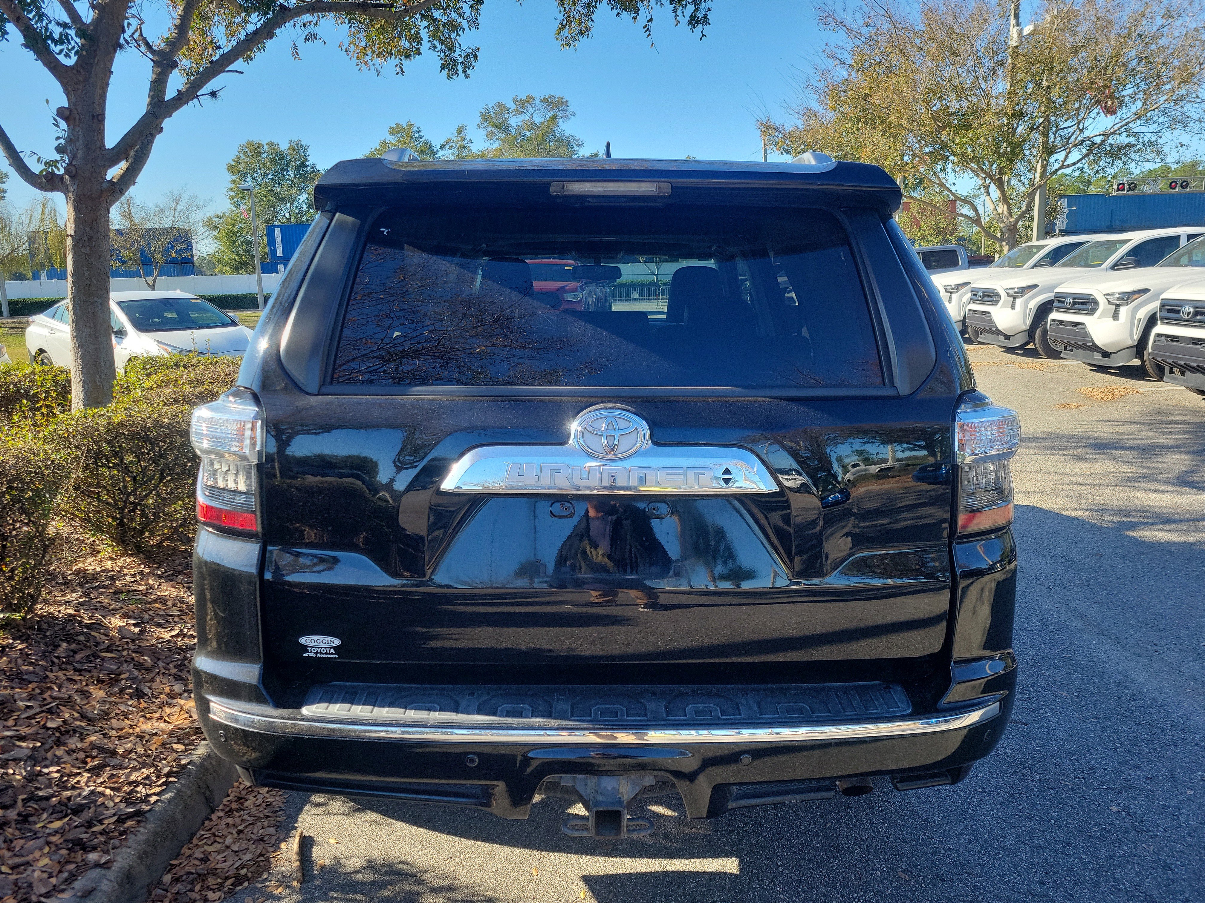 Used 2016 Toyota 4Runner Limited image 19