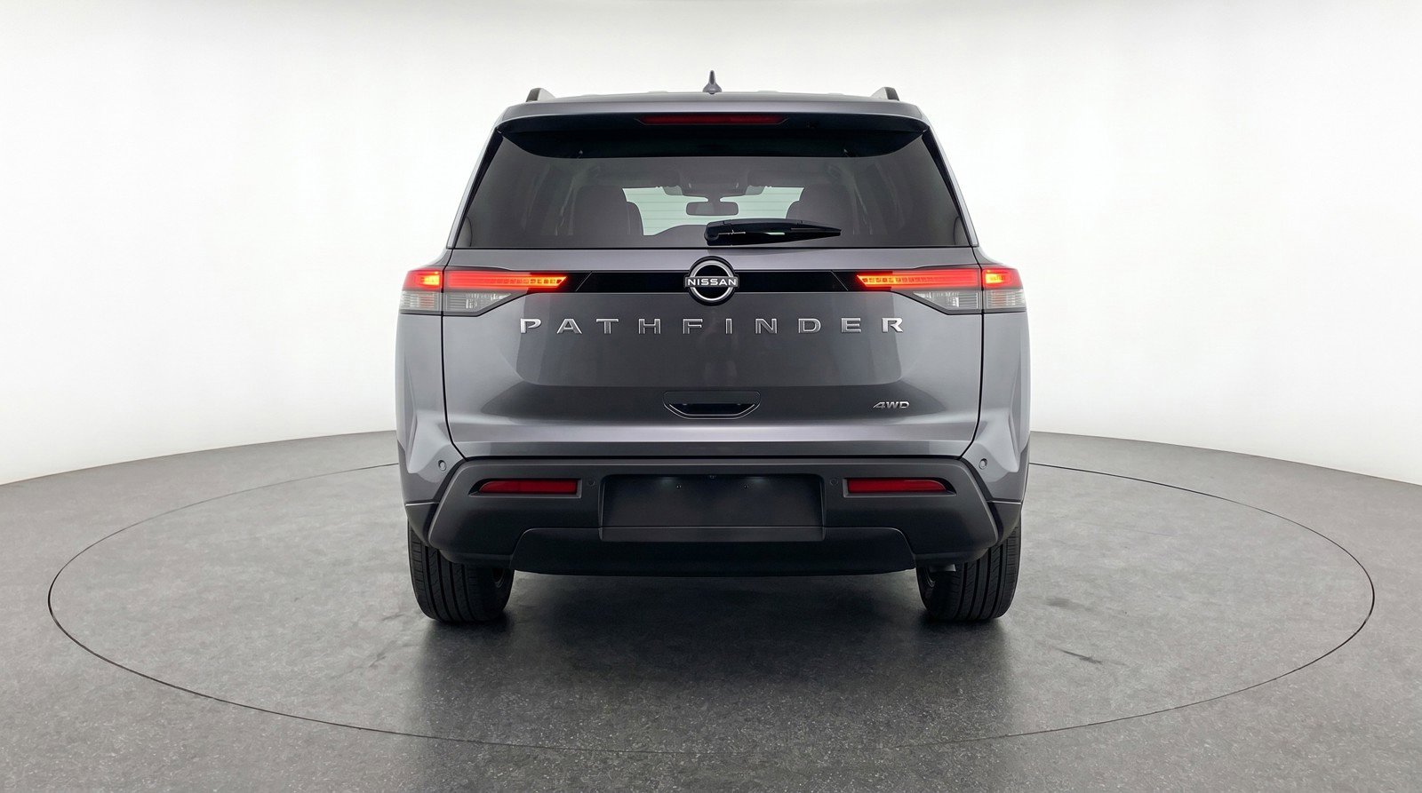Used 2025 Nissan Pathfinder SV AWD/4WD image 7