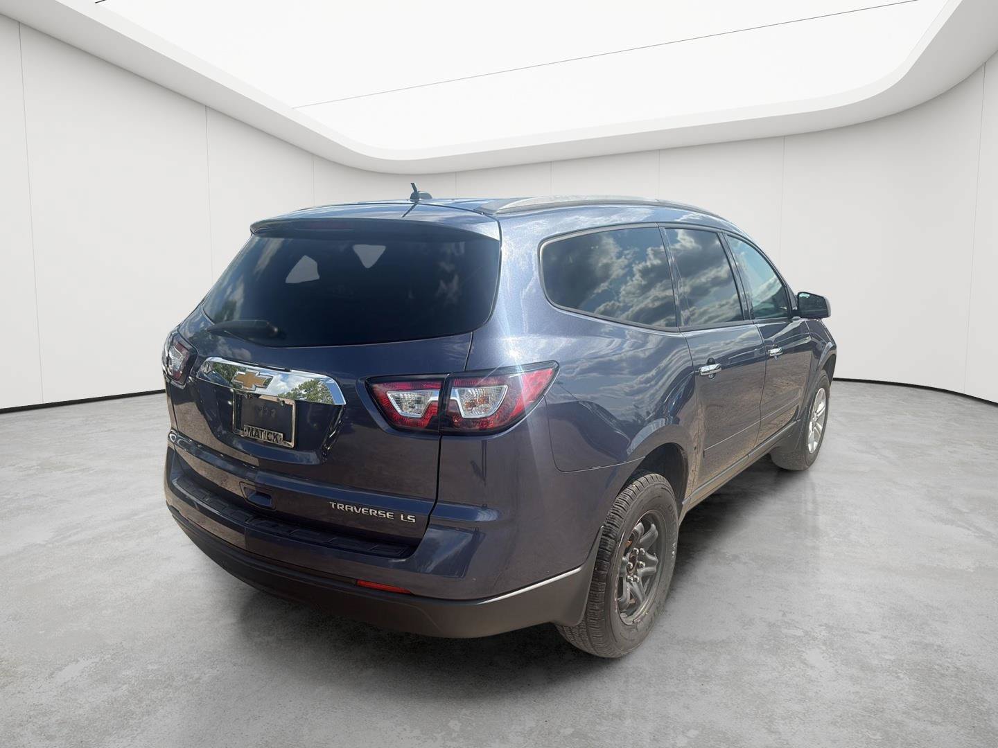 Used 2013 Chevrolet Traverse LS FWD image 4