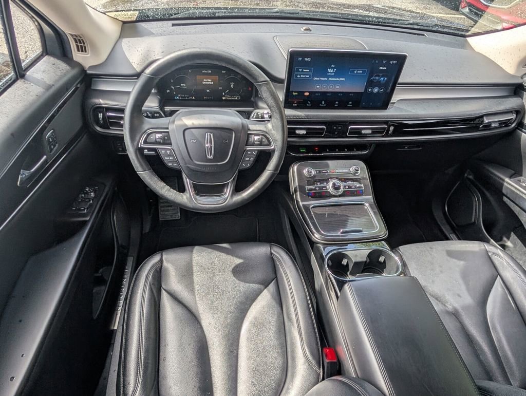 Used 2022 Lincoln Nautilus FWD image 13