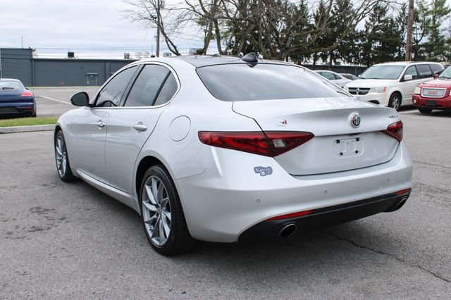 Used 2017 Alfa Romeo Giulia Sprint w/ Cold Weather Package image 39